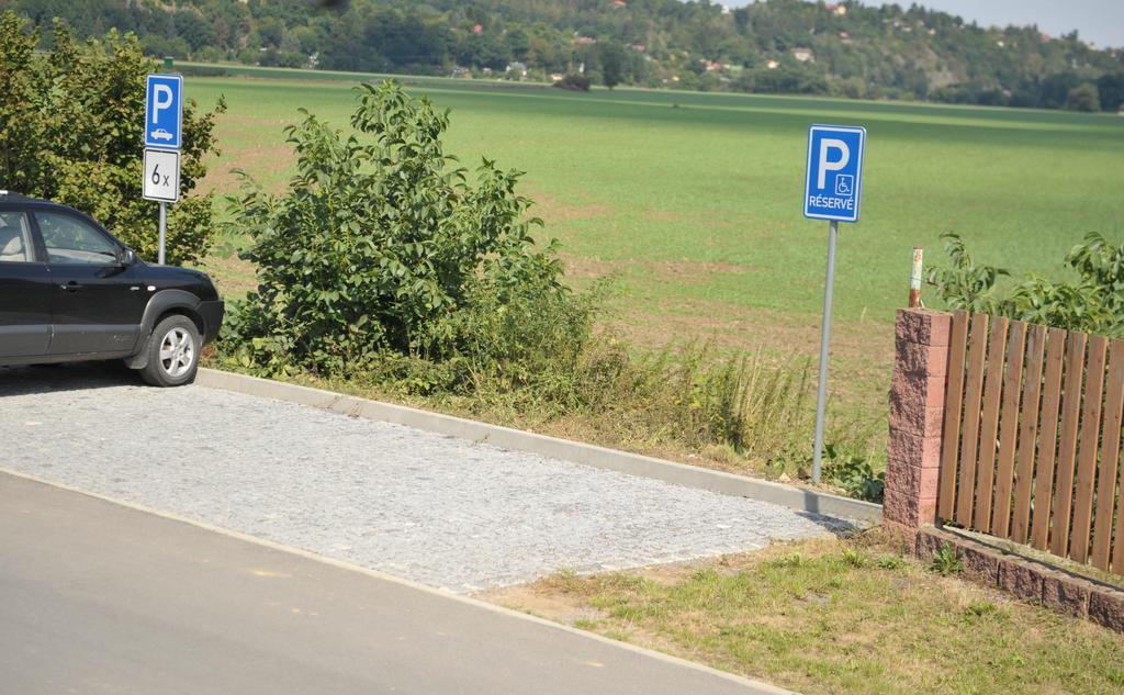Dobřichovice Penzion U Tulaka מראה חיצוני תמונה