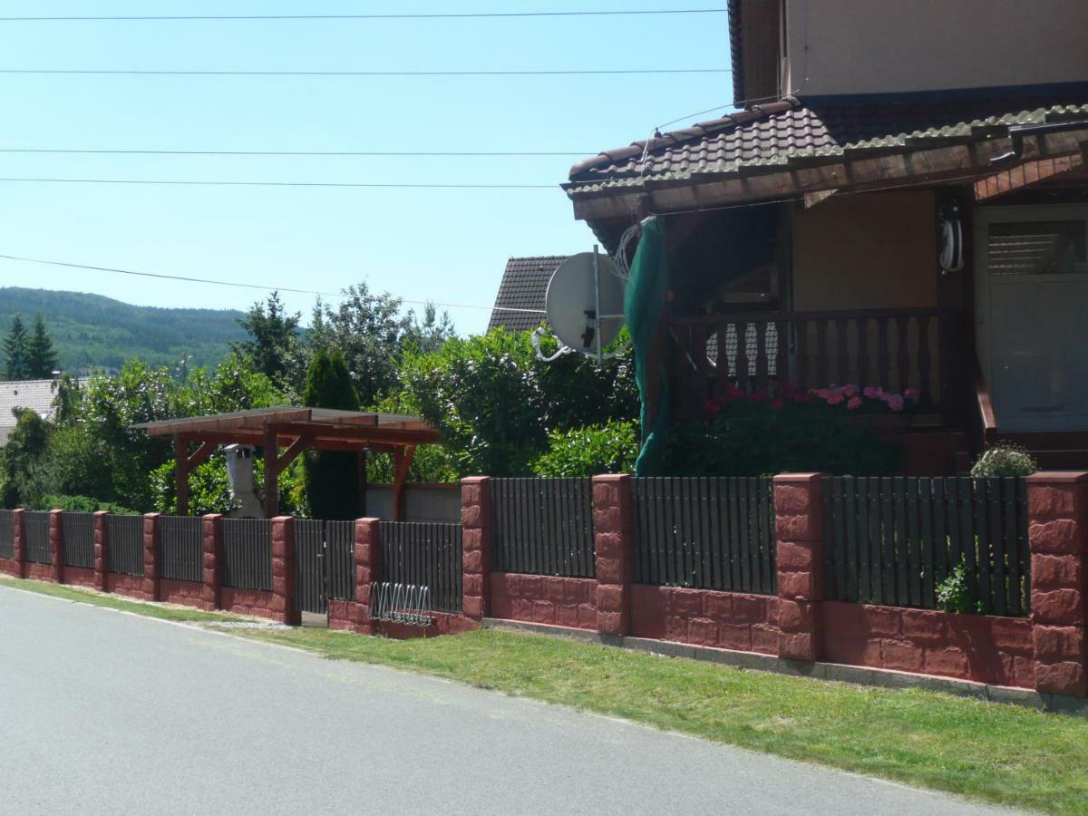 Dobřichovice Penzion U Tulaka מראה חיצוני תמונה